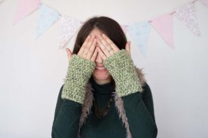 Tus primeros guantes sin dedos a crochet [Patron de tejido]