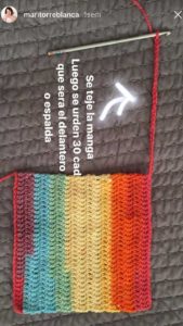 Chaleco Arcoiris a crochet para bebe, patrón de tejido de marinatorreblanca.cl